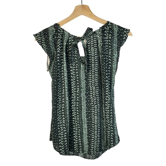 LC Lauren Conrad Gray & Aqua Blue Geometric Printed Short Sleeve Blouse XS - Picture 2 of 4